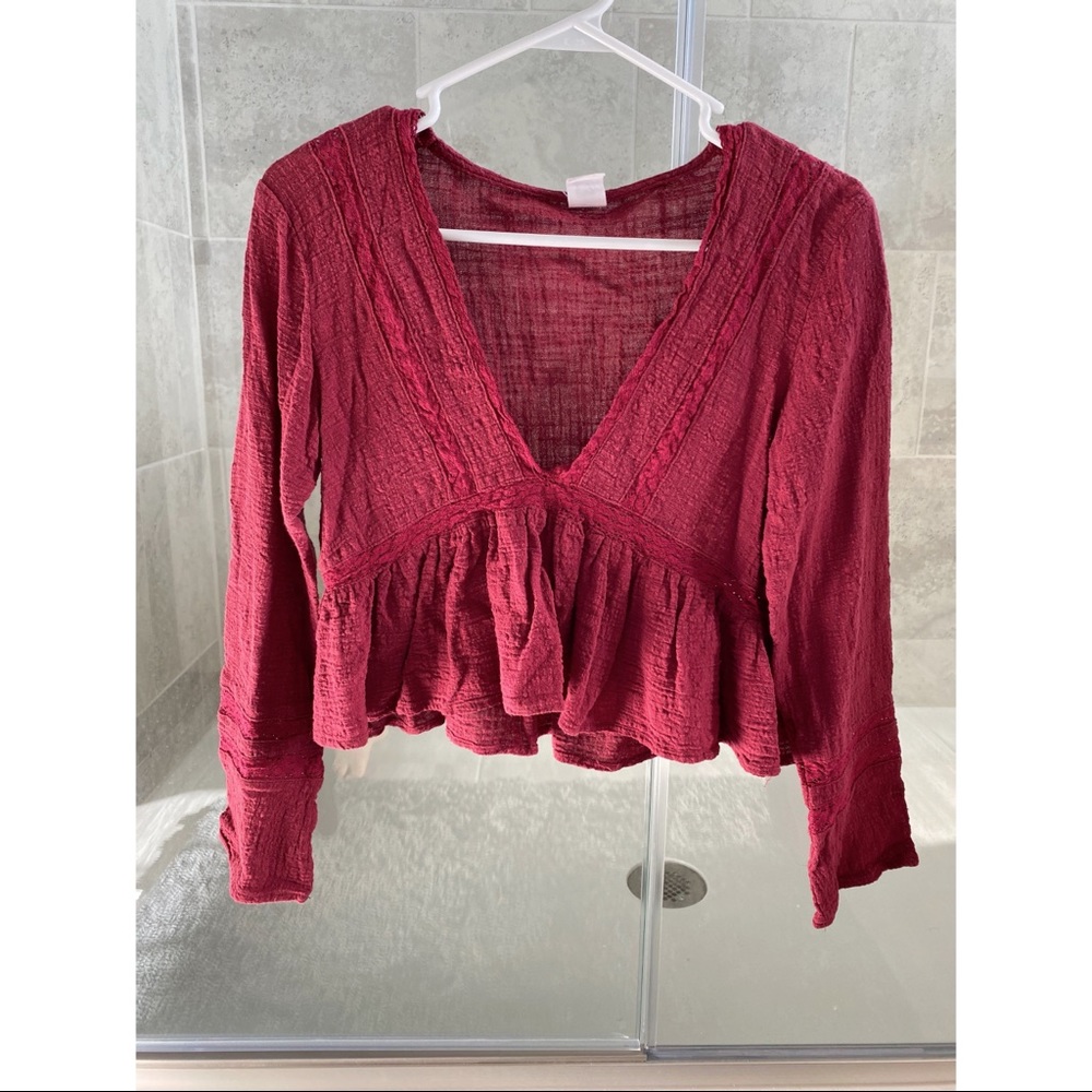 Red long sleeve crop top